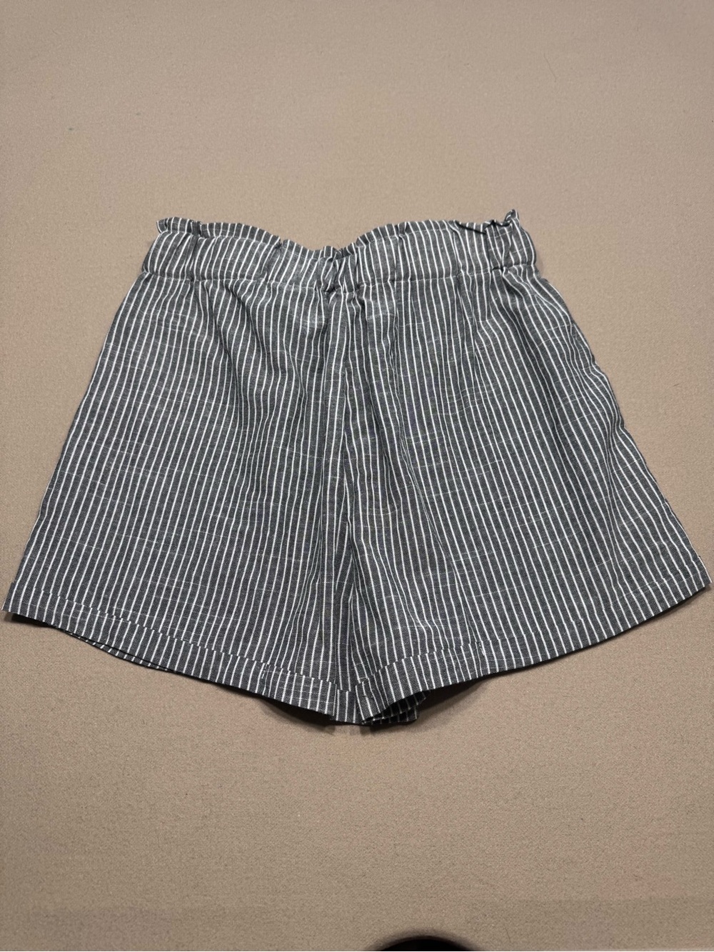SHEIN Black & White Vertical-Stripe High-Waist Shortst - Picture 2 of 5